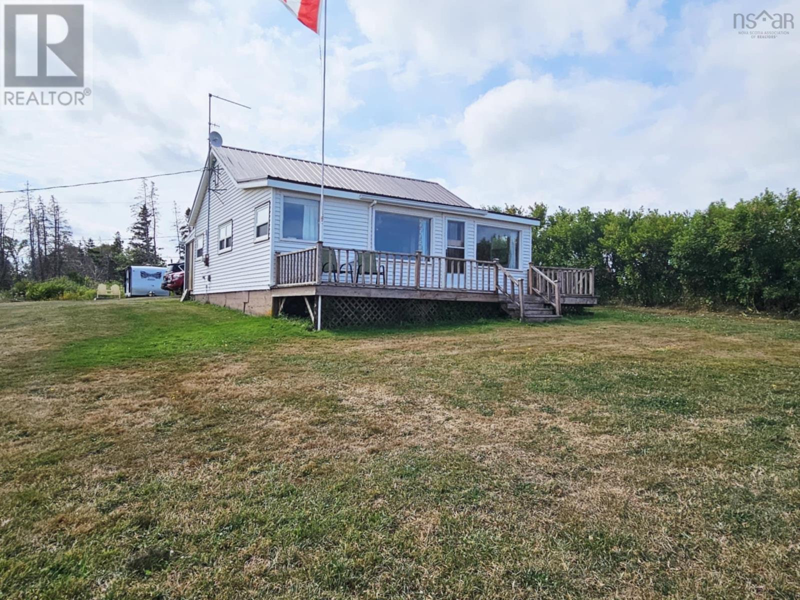 41 Periwinkle Ln, Brule, NS B0K 1V0