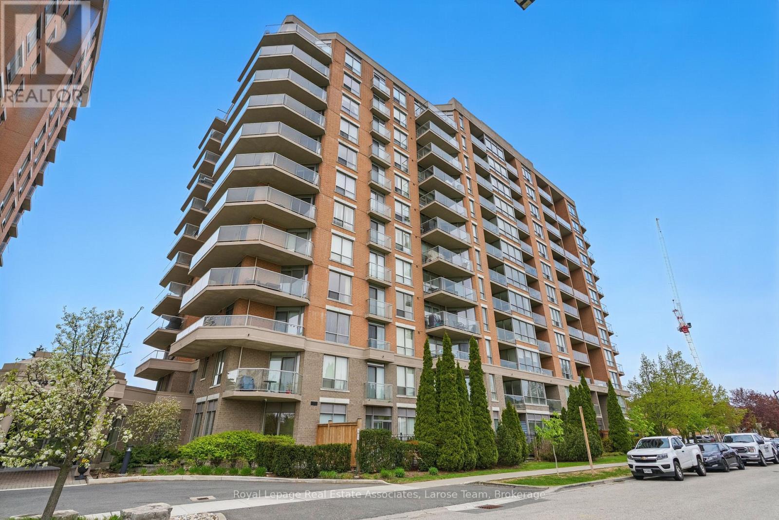 709 1140 Parkwest Pl, Mississauga, ON L5E 3K9