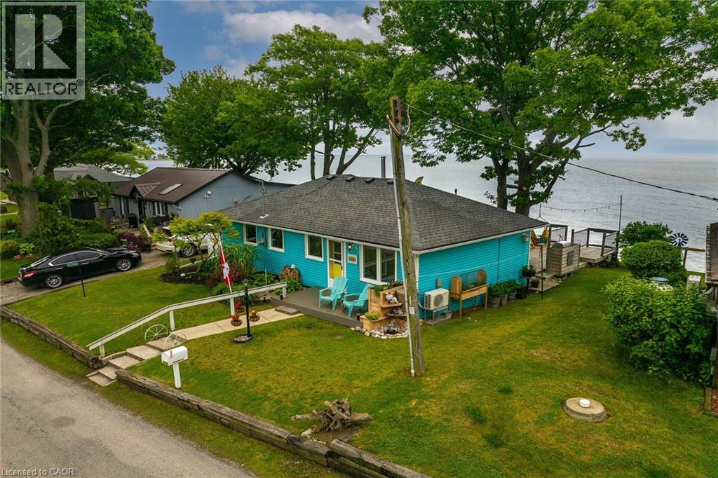 2090 Lakeshore Rd, Dunnville, ON N1A 2W8