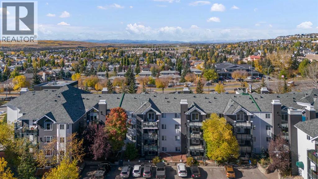 10 Sierra Morena Mews Sw Unit 118, Calgary, AB T3H 3K5