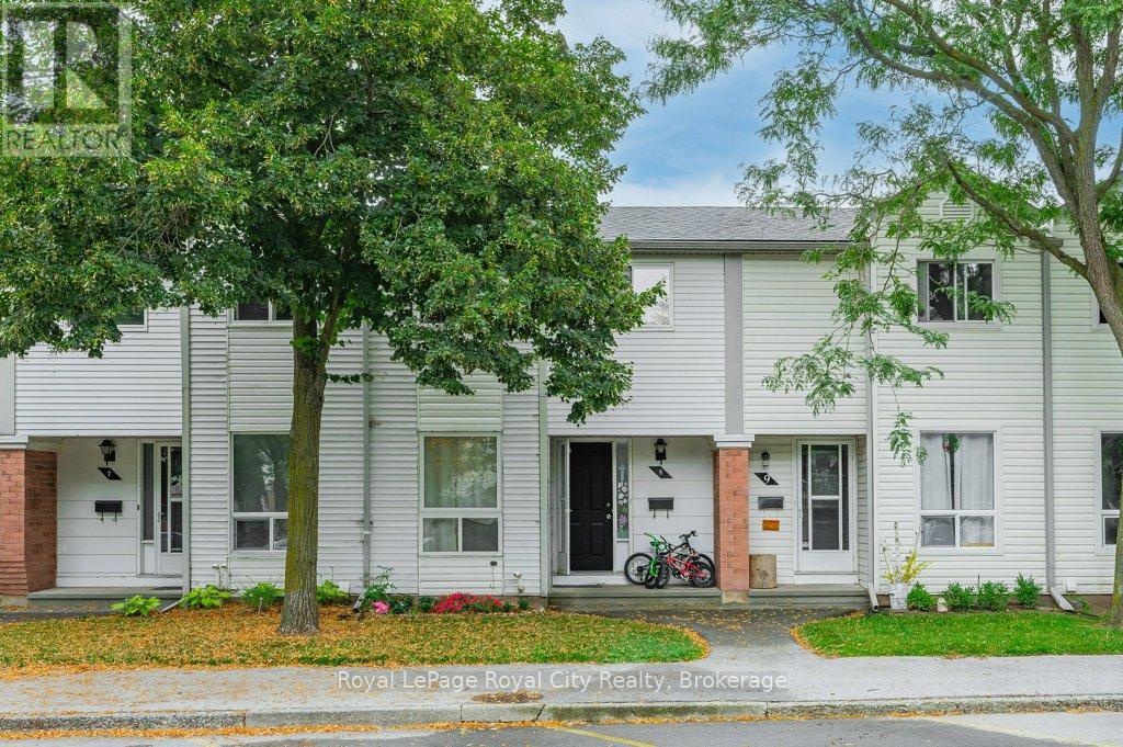 8 40 Imperial Rd N, Guelph, ON N1H 8B4