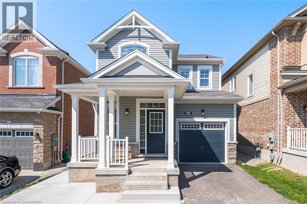 28 Pickett Pl, Cambridge, ON N3E 0B4