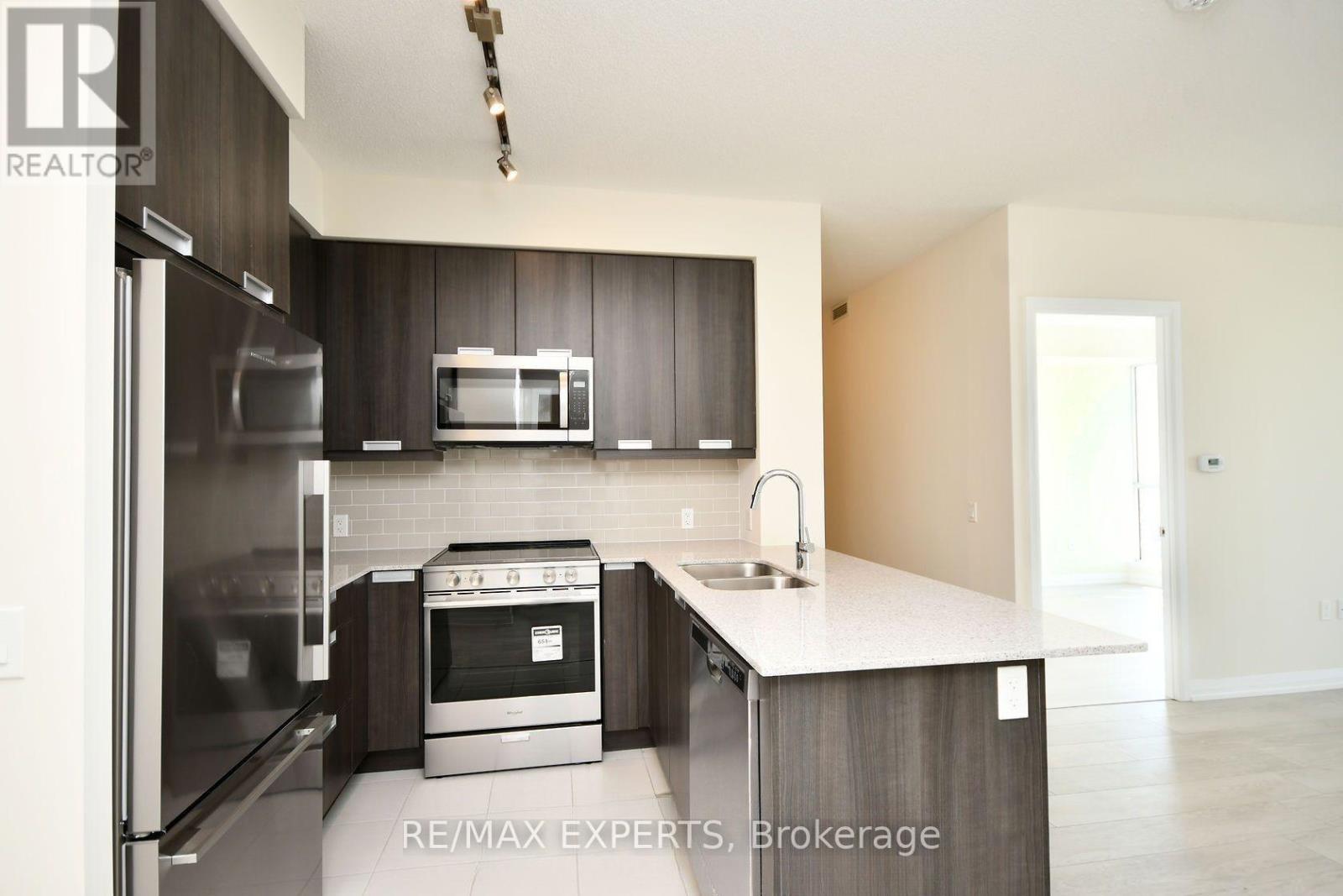 2915 35 Watergarden Dr, Mississauga, ON L5R 0G8