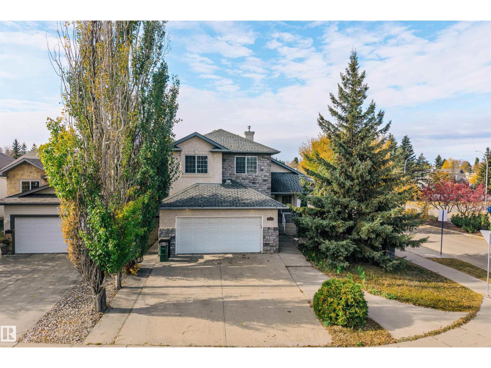 1324 Falconer Rd NW, Edmonton, AB T6R 2V5
