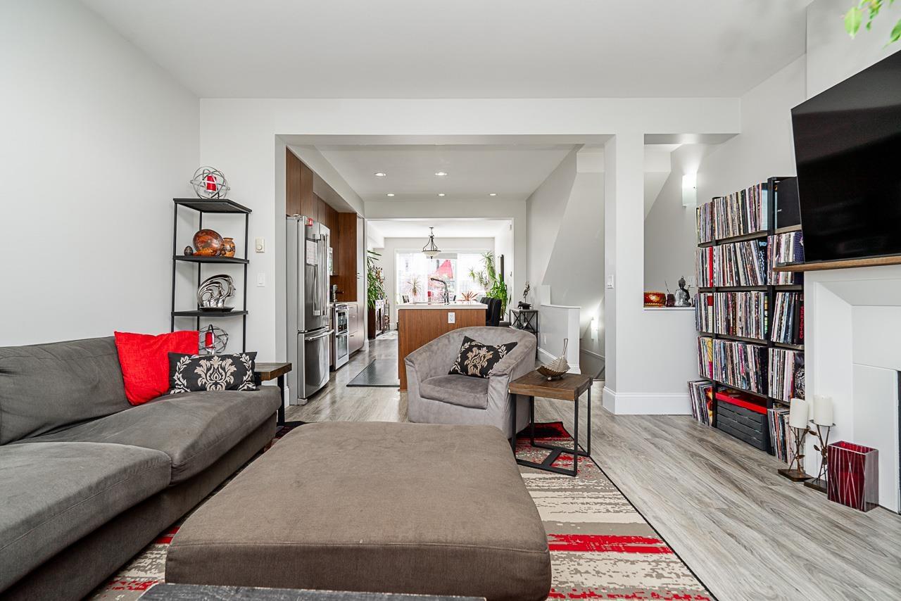 2450 161a Street Unit 2, Surrey, BC V3Z 8K4