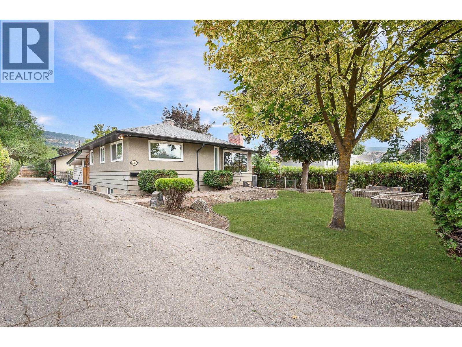 15 Street Unit 2703, Vernon, BC V1T 3V5