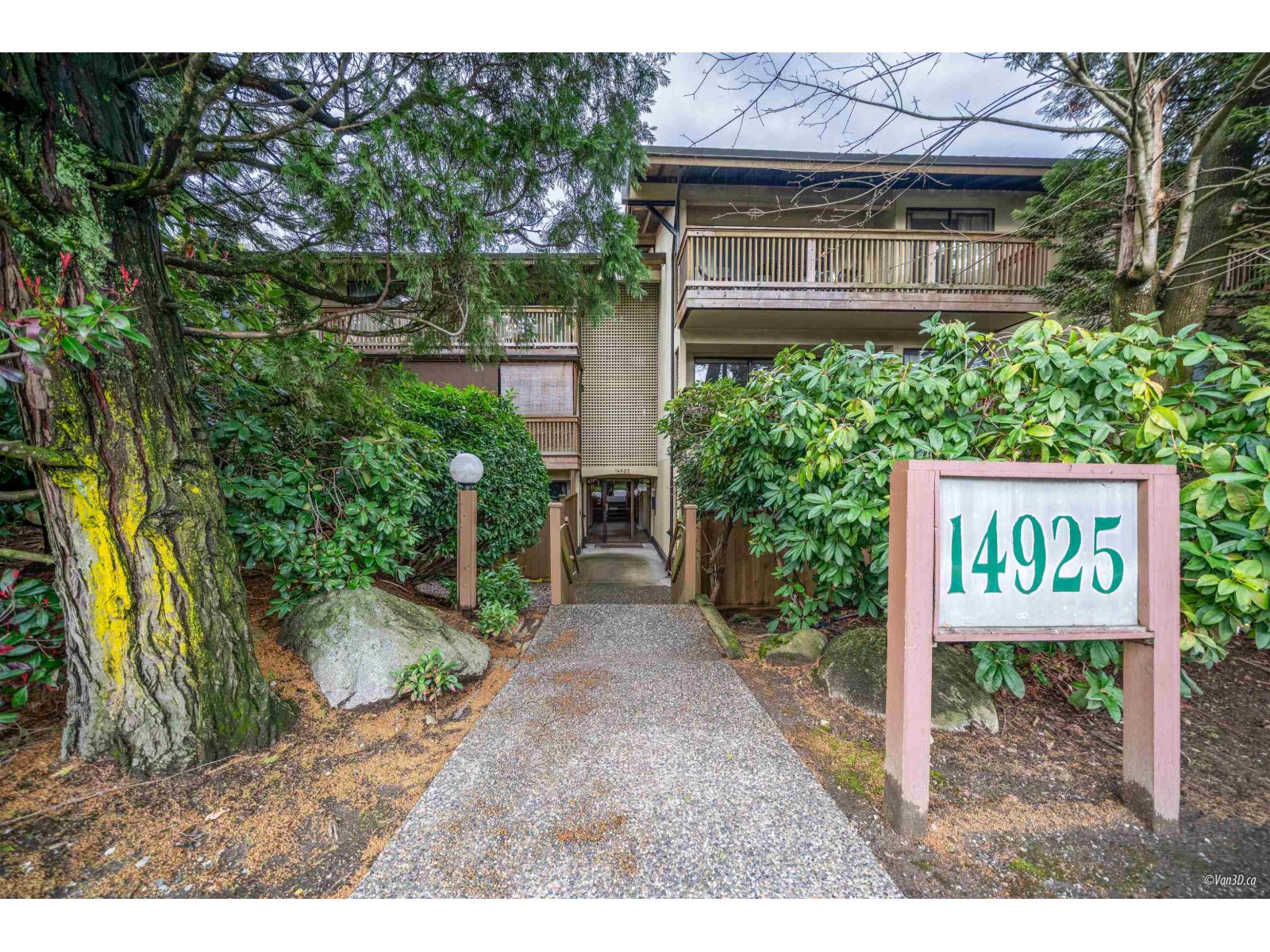 14925 100 Avenue Unit 201, Surrey, BC V3R 1J6