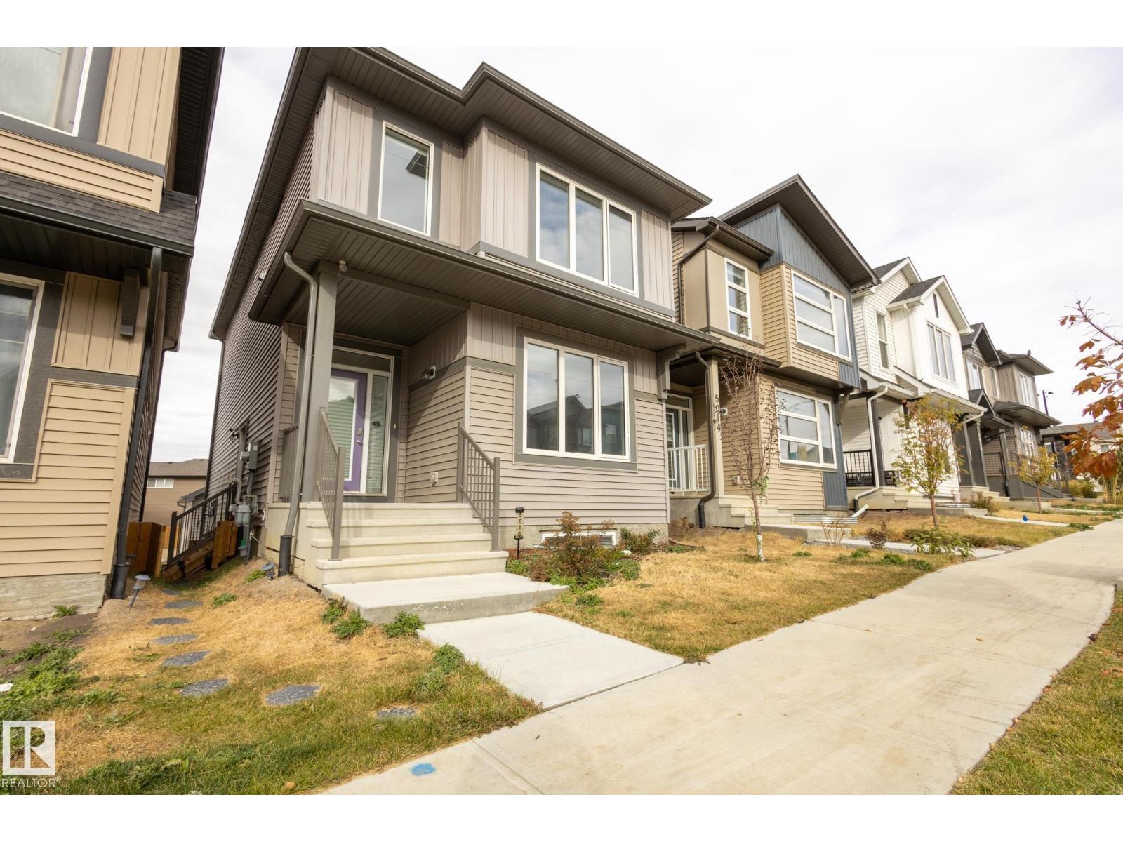 5016 Kinney Li SW, Edmonton, AB T6W 5G4