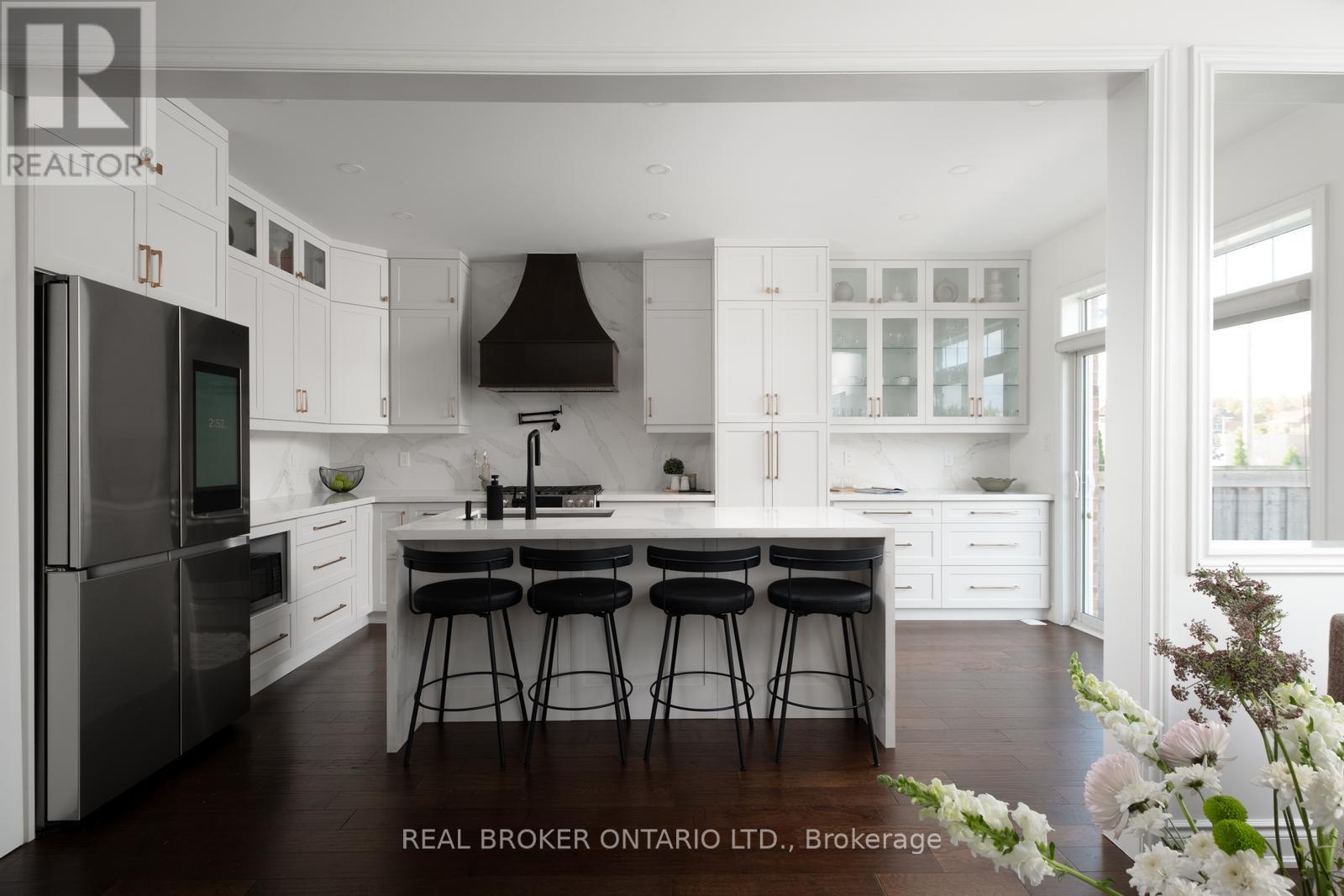 40 Divinity Cir, Brampton, ON L7A 3Y4