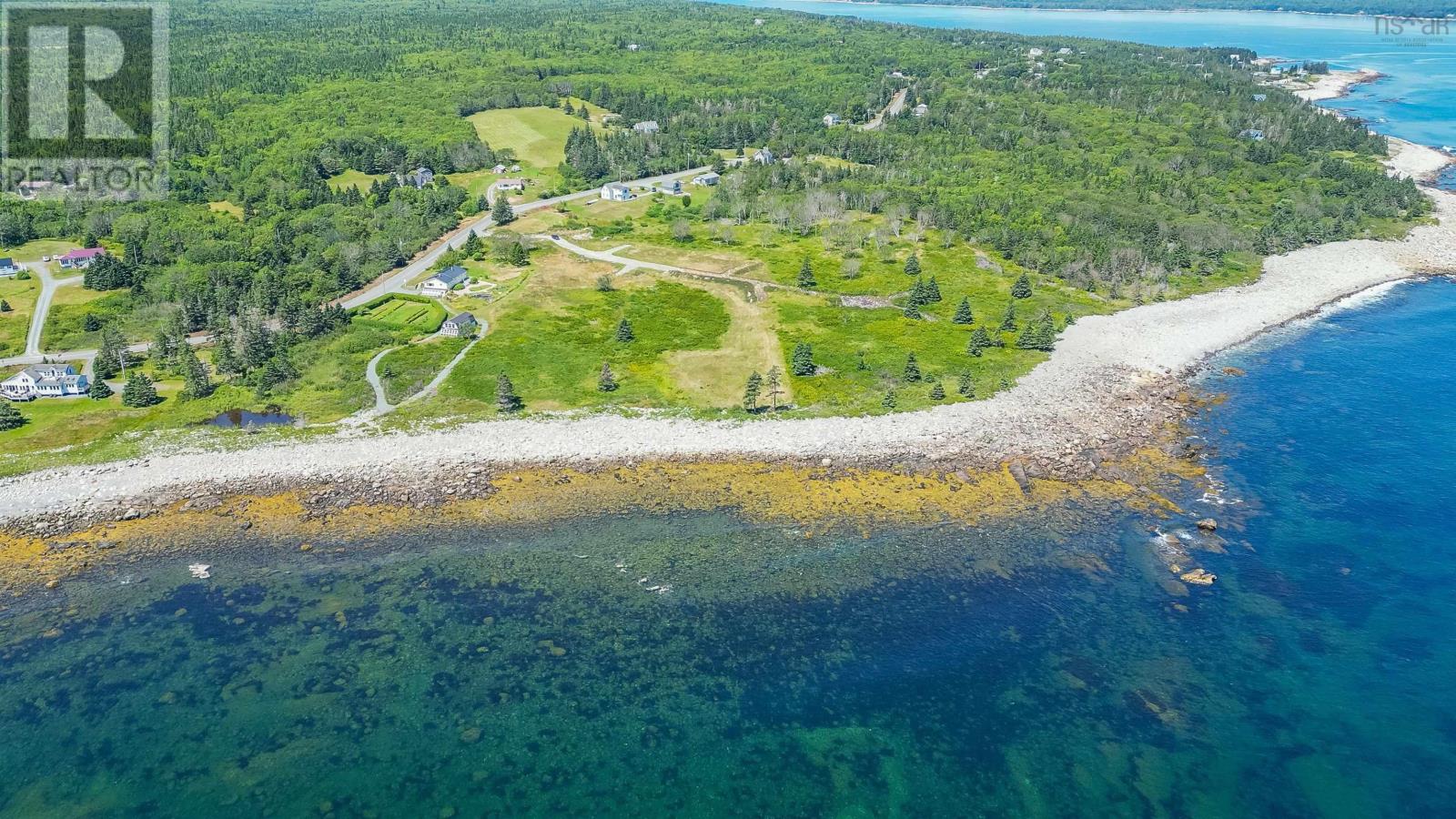5 Scobey Ln, Mersey Point, NS B0T 1K0