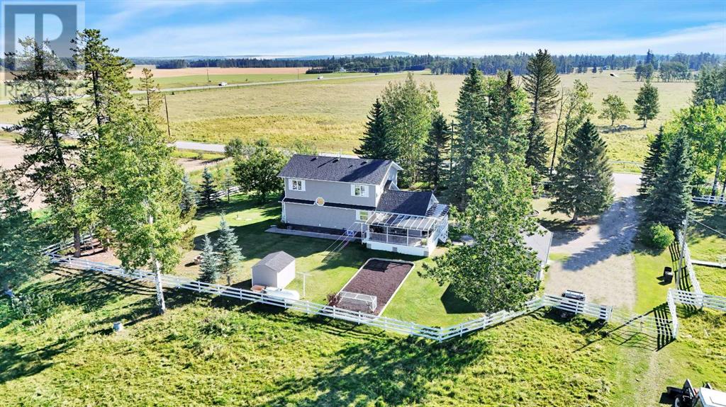 32570 Range Road 51, Sundre, AB T0M 1X0
