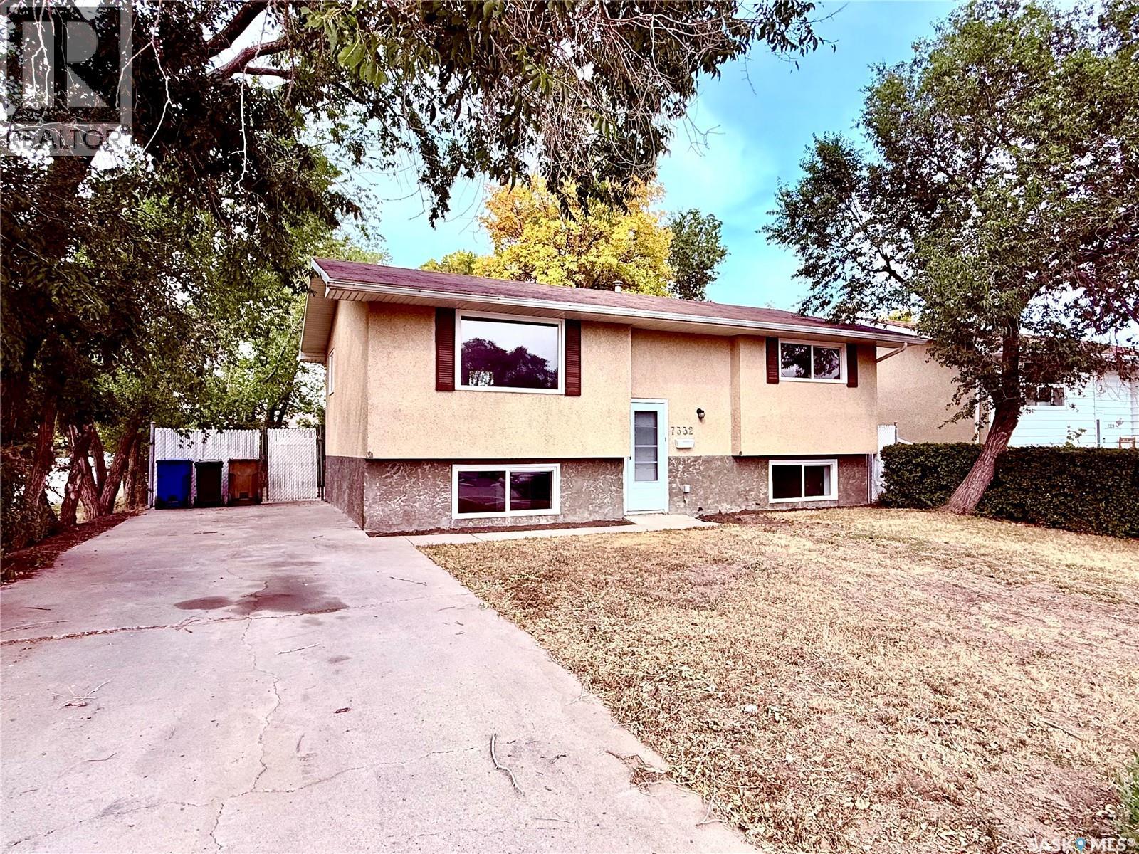 7332 Bowman Ave, Regina, SK S4T 6K8