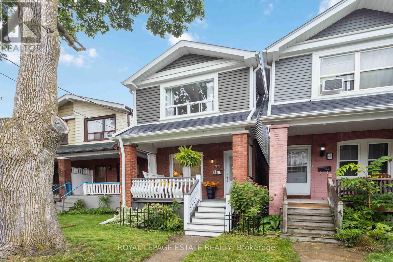 42 Chatham Ave, Toronto, ON M4J 1K6
