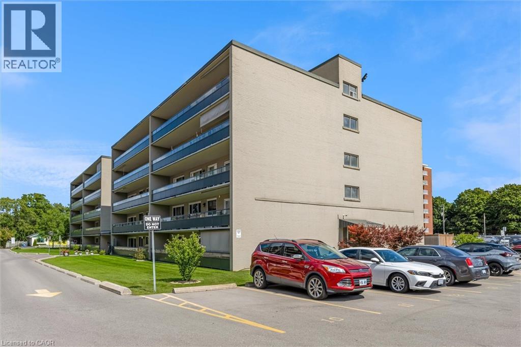 510 Queenston Road Unit 306, Hamilton, ON L8K 1J3