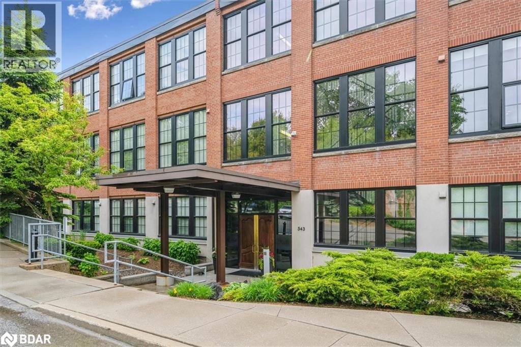 543 Timothy Street Unit 113, Newmarket, ON L3Y 1R1