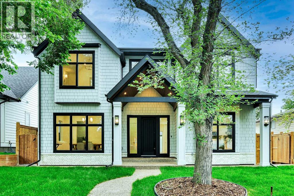 6312 Lacombe Way SW, Calgary, AB T3E 5T3