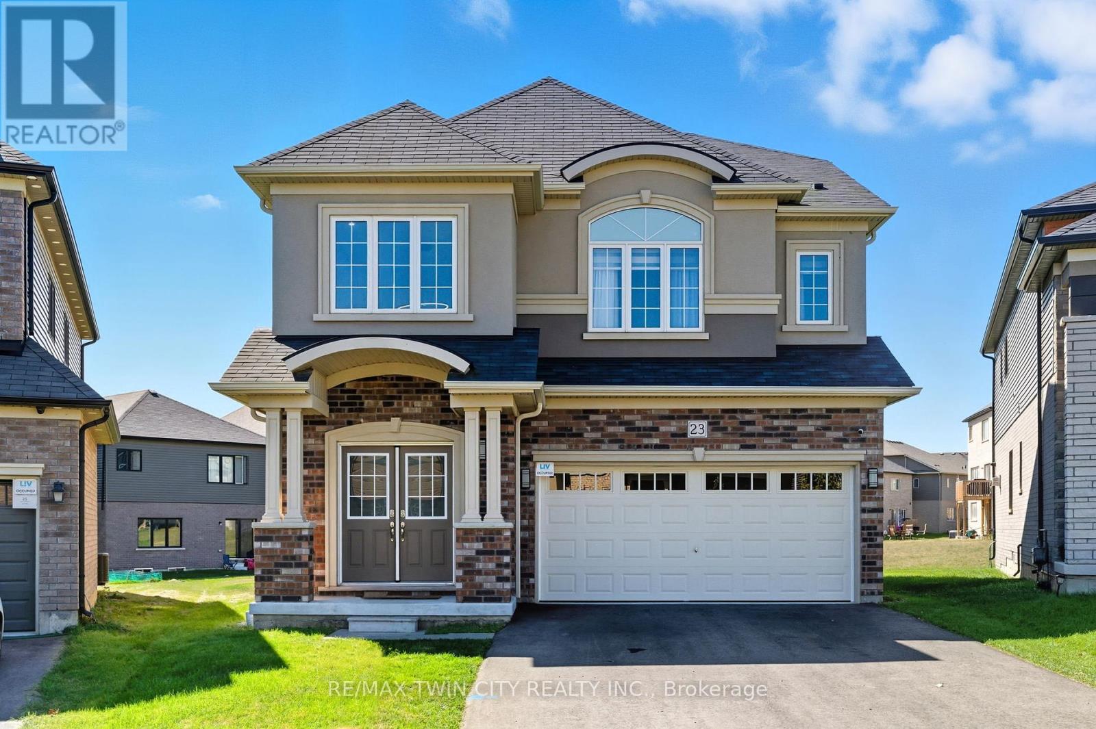 23 Whitton Dr, Brant, ON N3L 3E3