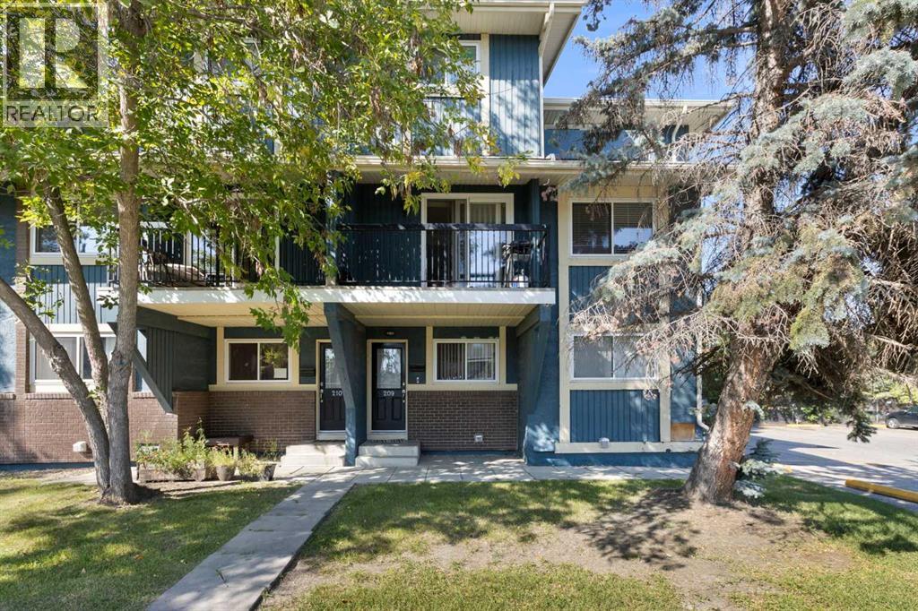 2200 Woodview Drive Sw Unit 209, Calgary, AB T2W 3N6