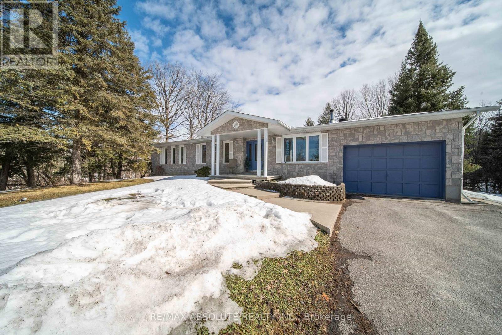 1578 David Rd, Clarence-Rockland, ON K4K 1K7