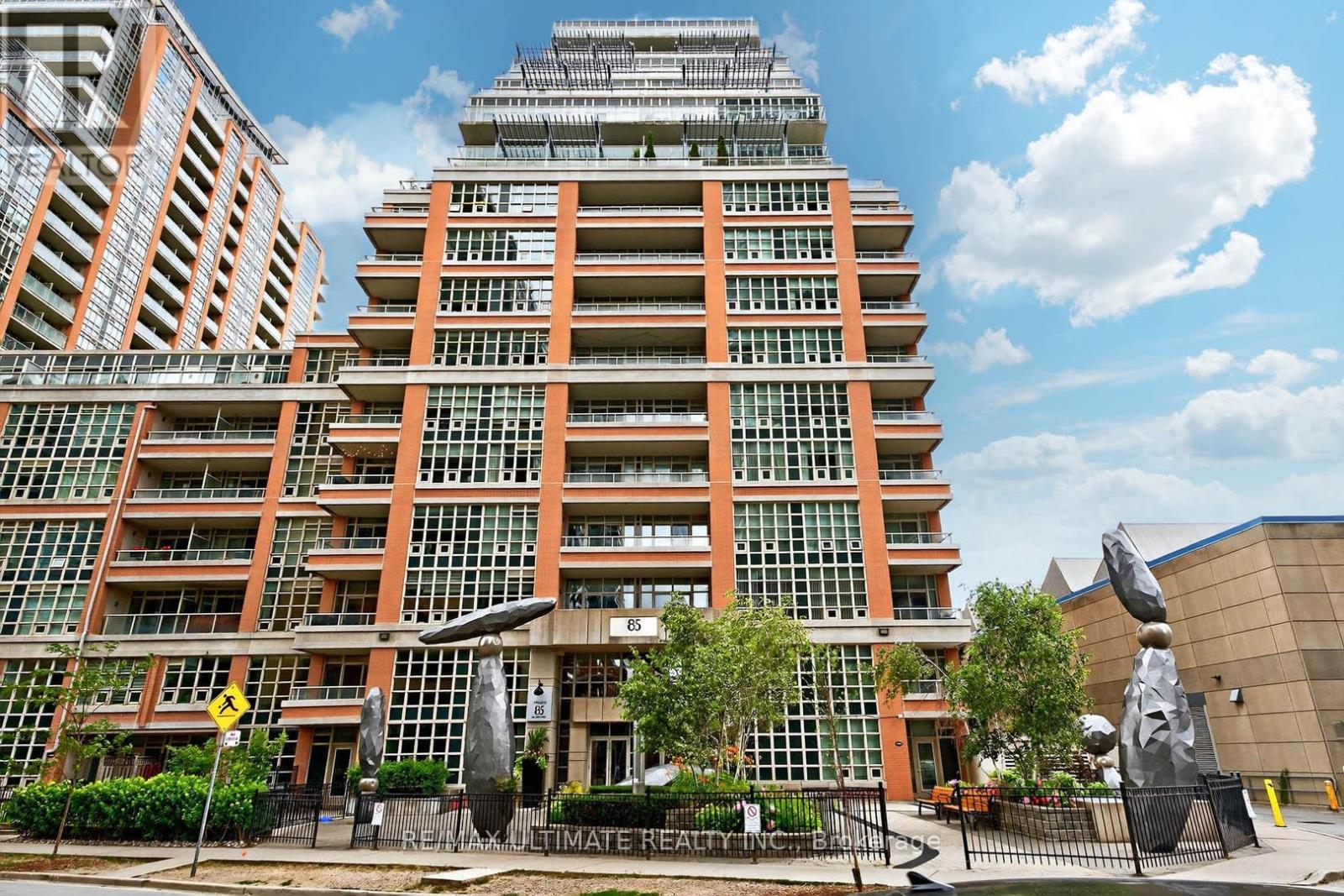 316 Unit 85 East Liberty St #a, Toronto, ON M6K 3R4