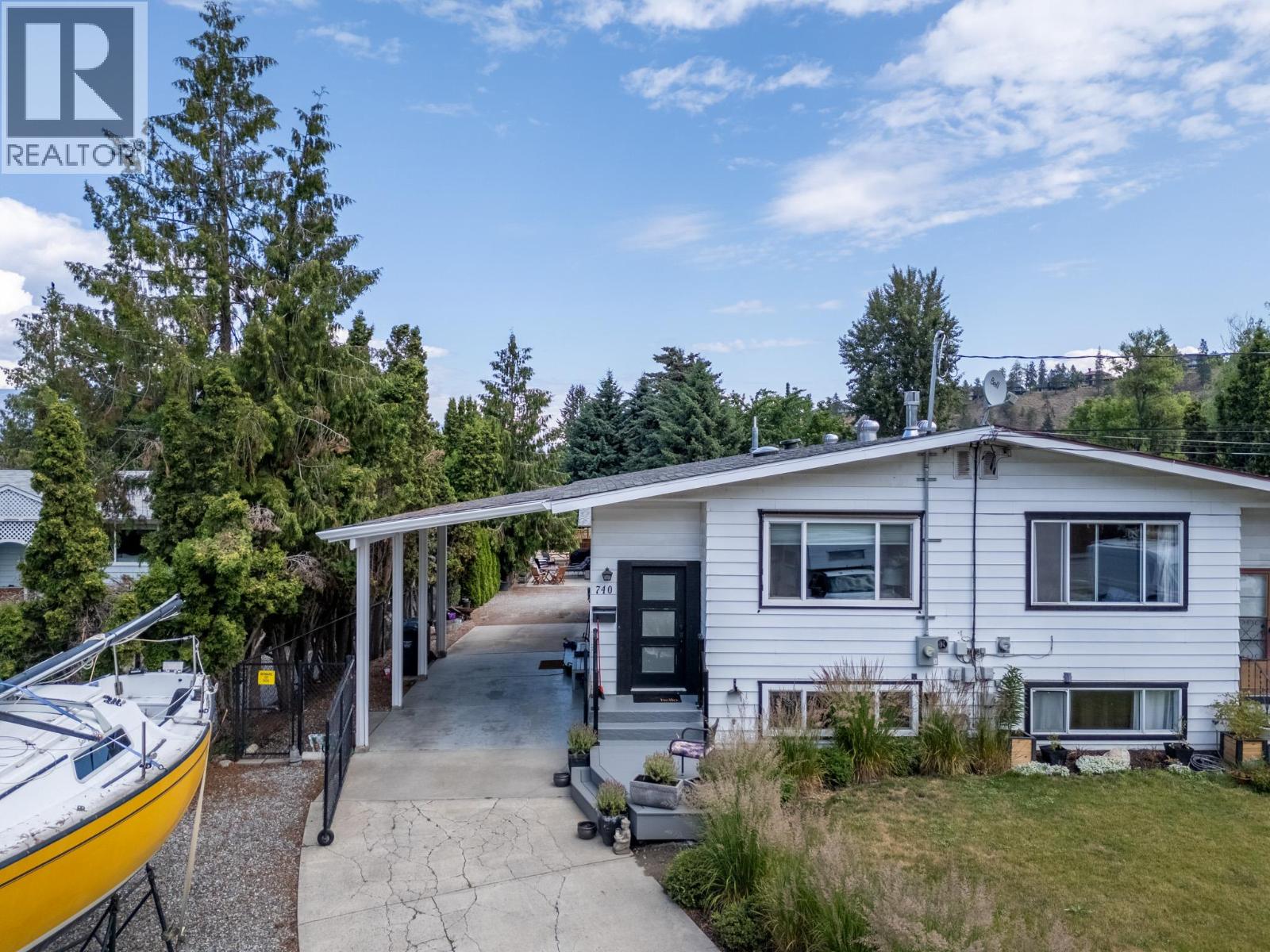740 Mcclure Rd, Kelowna, BC V1W 1M3