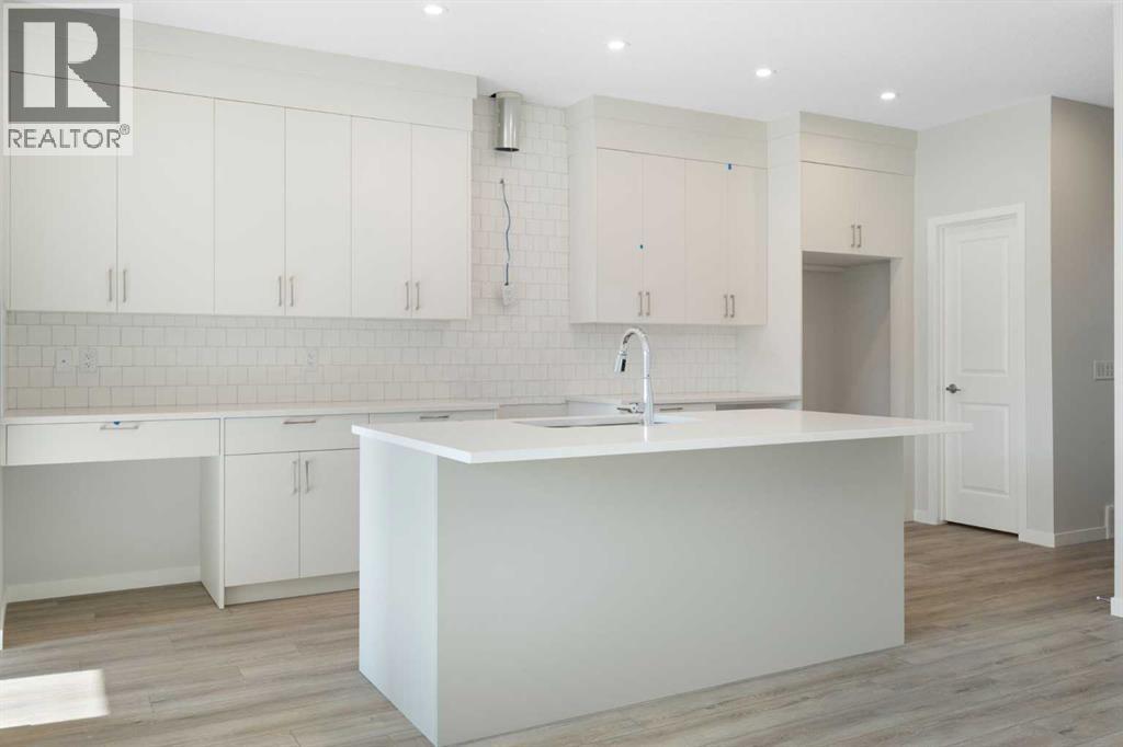 34 Herron Common NE, Calgary, AB T3P 2L1