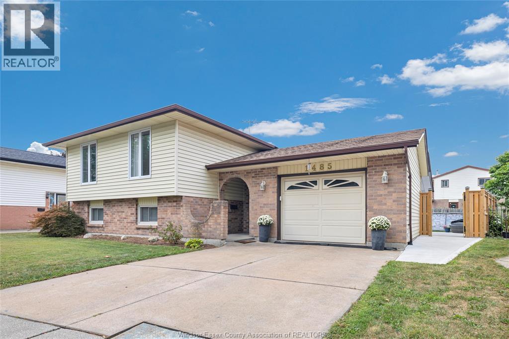 1485 Azalia, Windsor, ON N8W 5C4