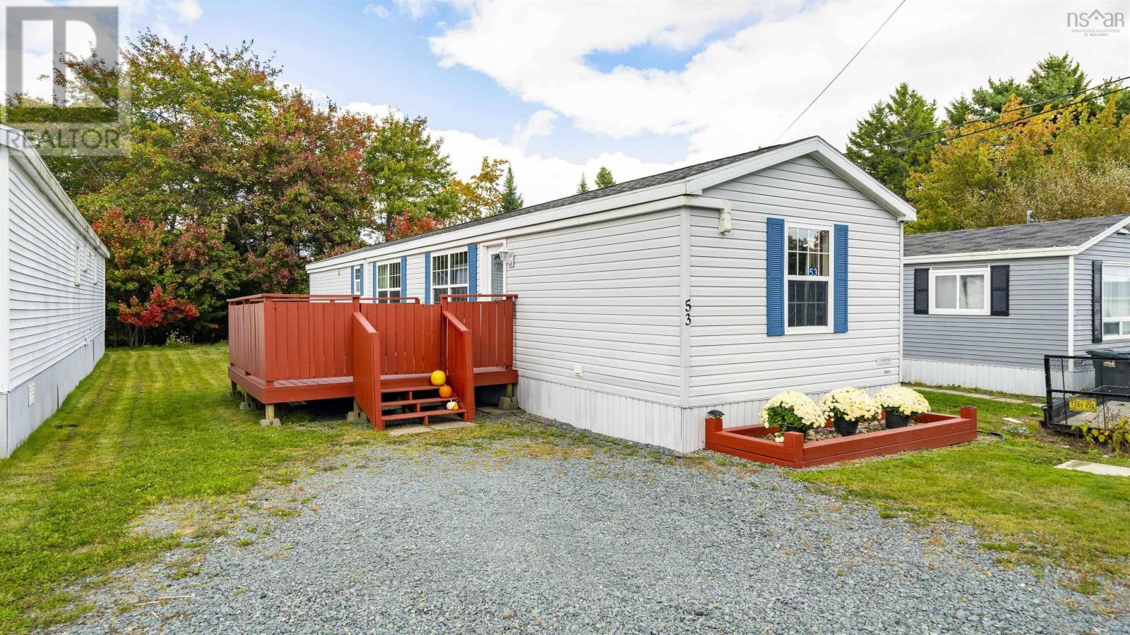 53 Broadway St, Lakeside, NS B3T 1B1