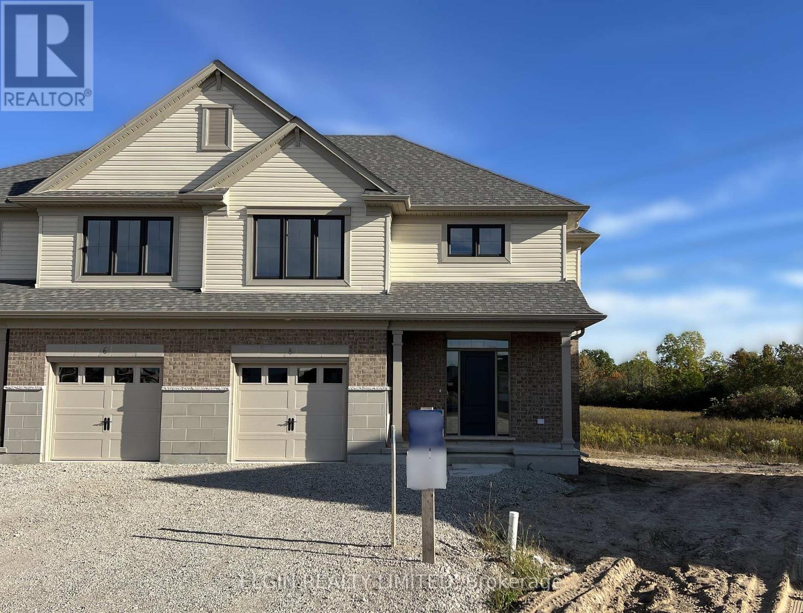 8 Horizon Ct, Central Elgin, ON N5P 0E5