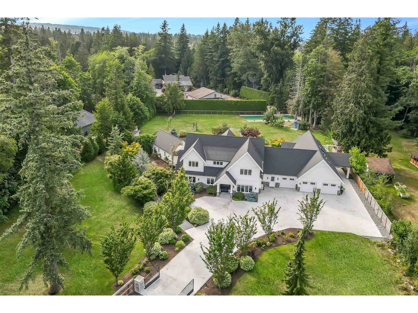 20053 Fernridge Cres, Langley, BC V2Z 1X5