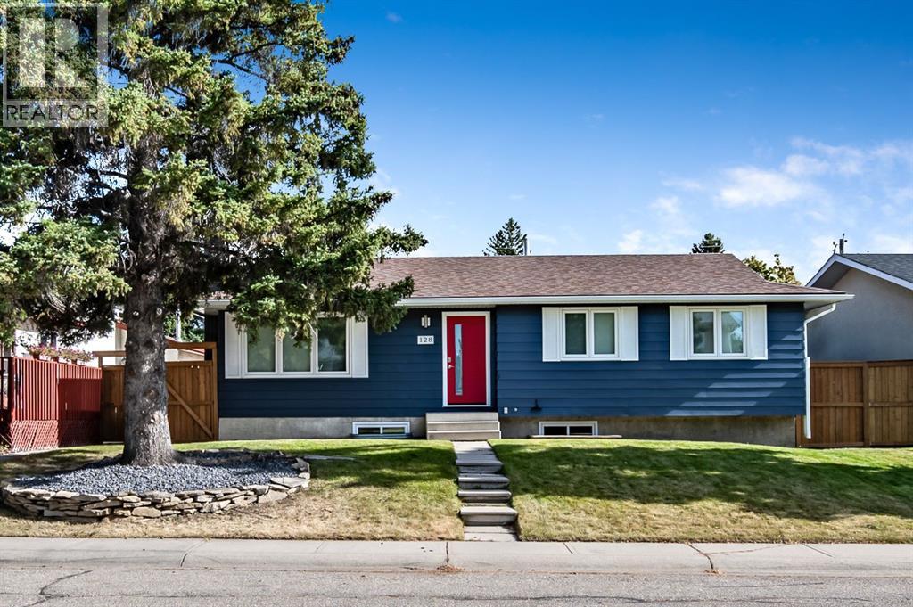 128 Queen Alexandra Close SE, Calgary, AB T2J 3P8