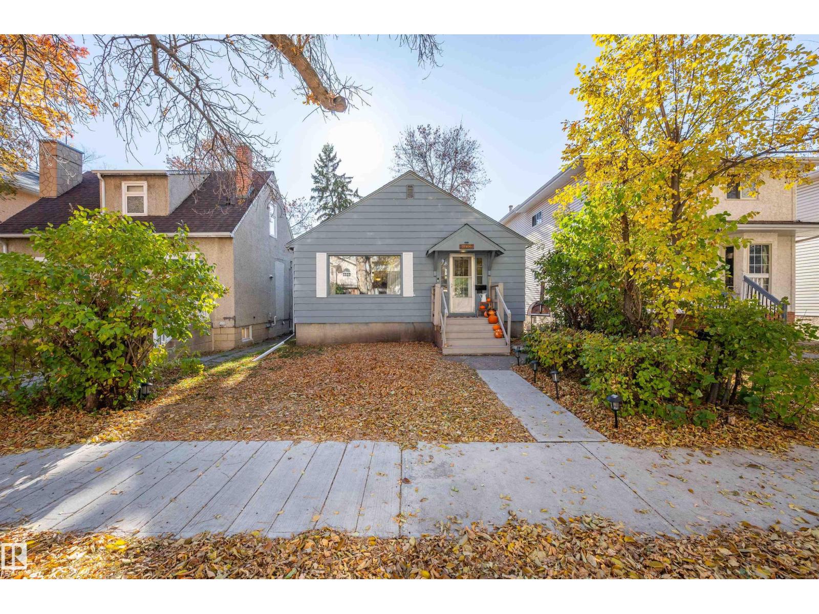 81 Av Nw Unit 11109, Edmonton, AB T6G 0S6