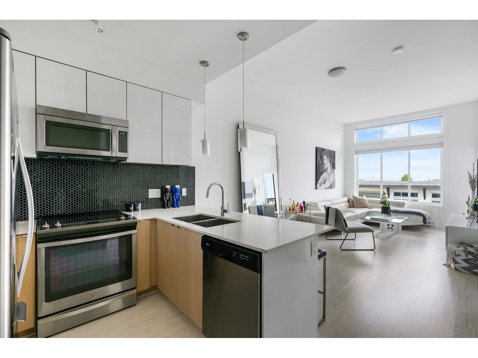 6468 195a Avenue Unit 414, Surrey, BC V4N 6R6