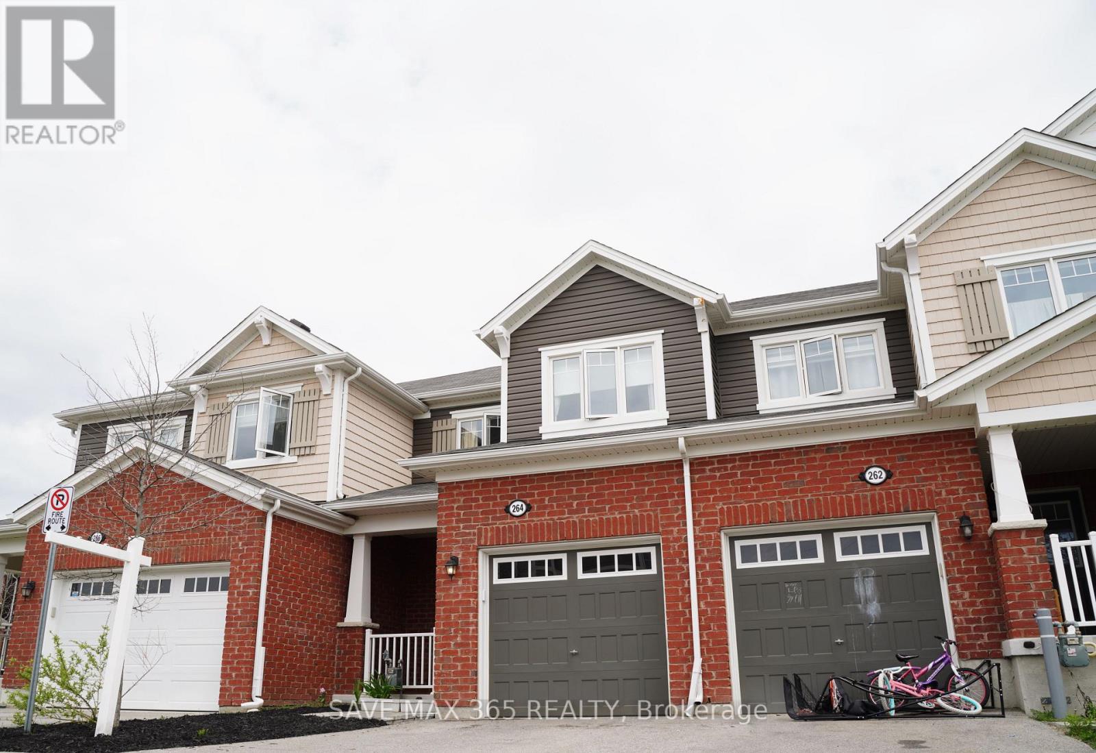 264 Waterbrook Ln, Kitchener, ON N2P 0H7