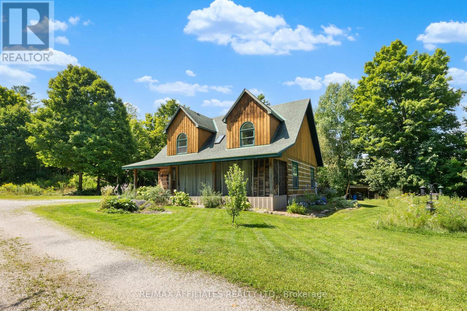 1727 Fallbrook Rd, Tay Valley, ON K0G 1A0