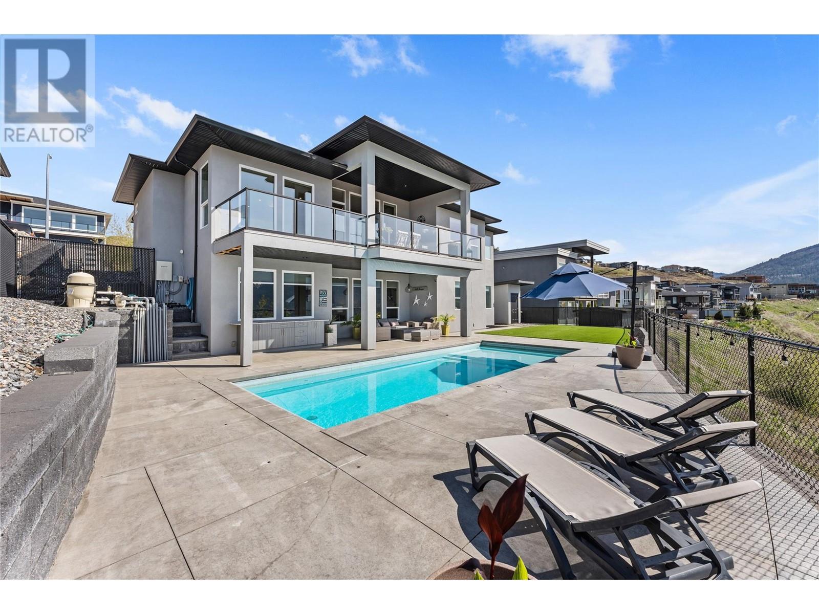7185 Apex Dr, Vernon, BC V1T 4E4