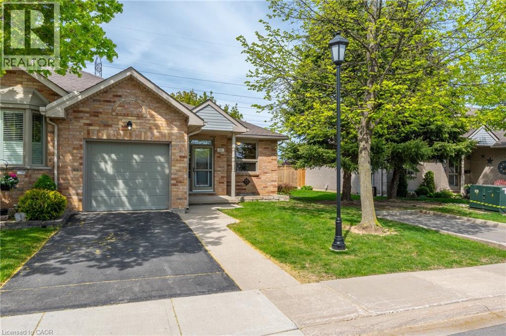 60 Northern Breeze St, Mount Hope, ON L0R 1W0