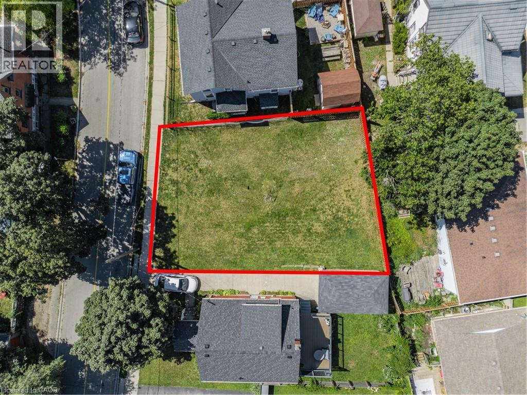 536 Duke St W, Kitchener, ON N2H 3Y8