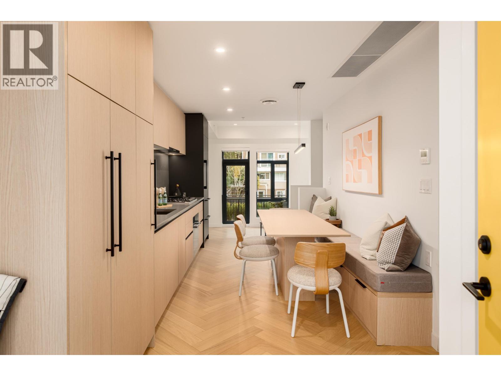 6778 Oak Street Unit 15, Vancouver, BC V6P 0L2