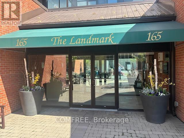 701 165 Ontario St, Kingston, ON K7L 2Y6