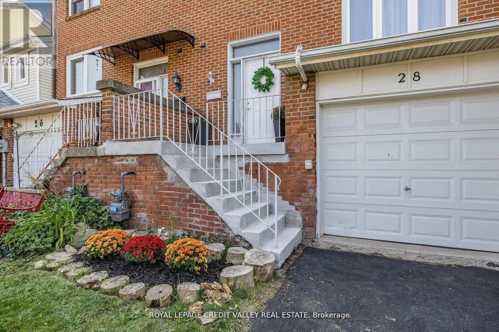 28 Kincaid Ct, Brampton Heart Lake West, ON L6Z 1E4