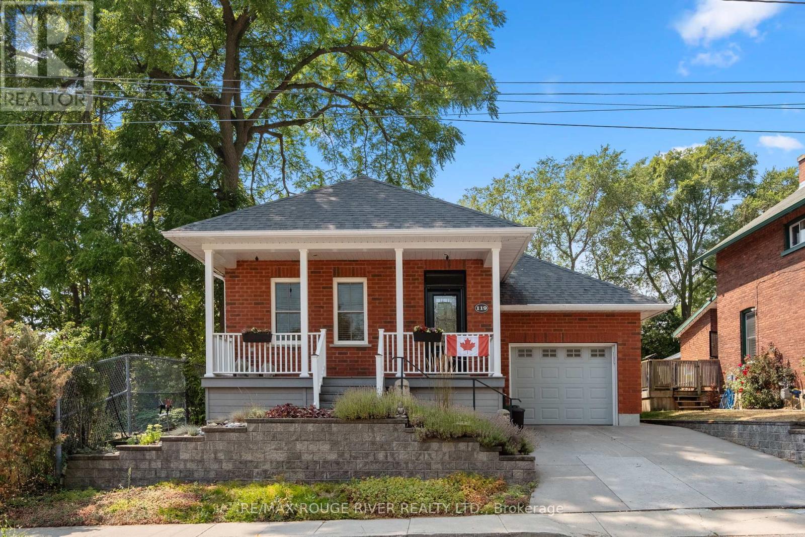 119 Durham St, Cobourg, ON K9A 3H3