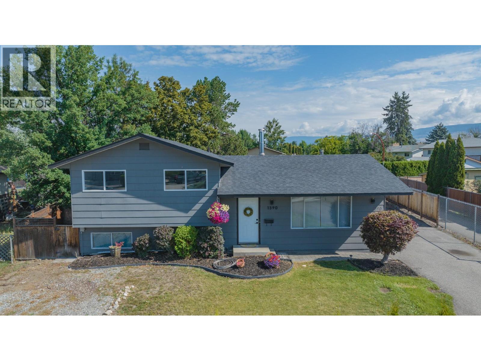 1390 Cornwall Rd, Kelowna, BC V1X 1N9
