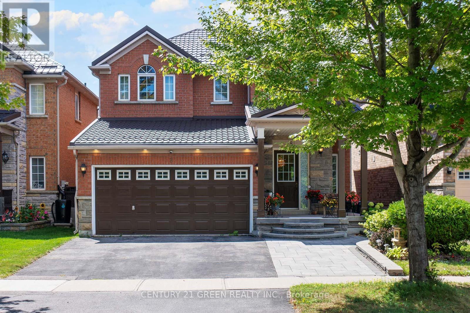8 Lampman Dr, Toronto, ON M1E 5L1