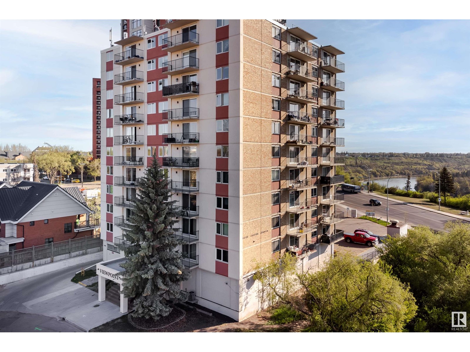 9028 Jasper Avenue #604, Edmonton, AB T5H 3Y6