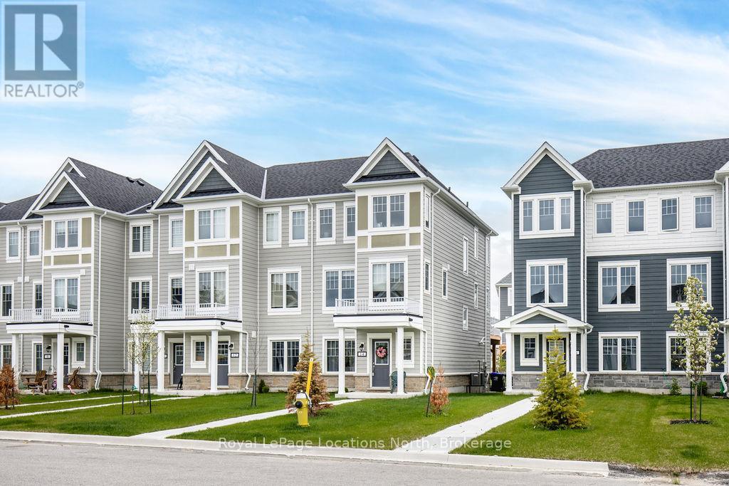 14 Abby Dr, Wasaga Beach, ON L9Z 0K1