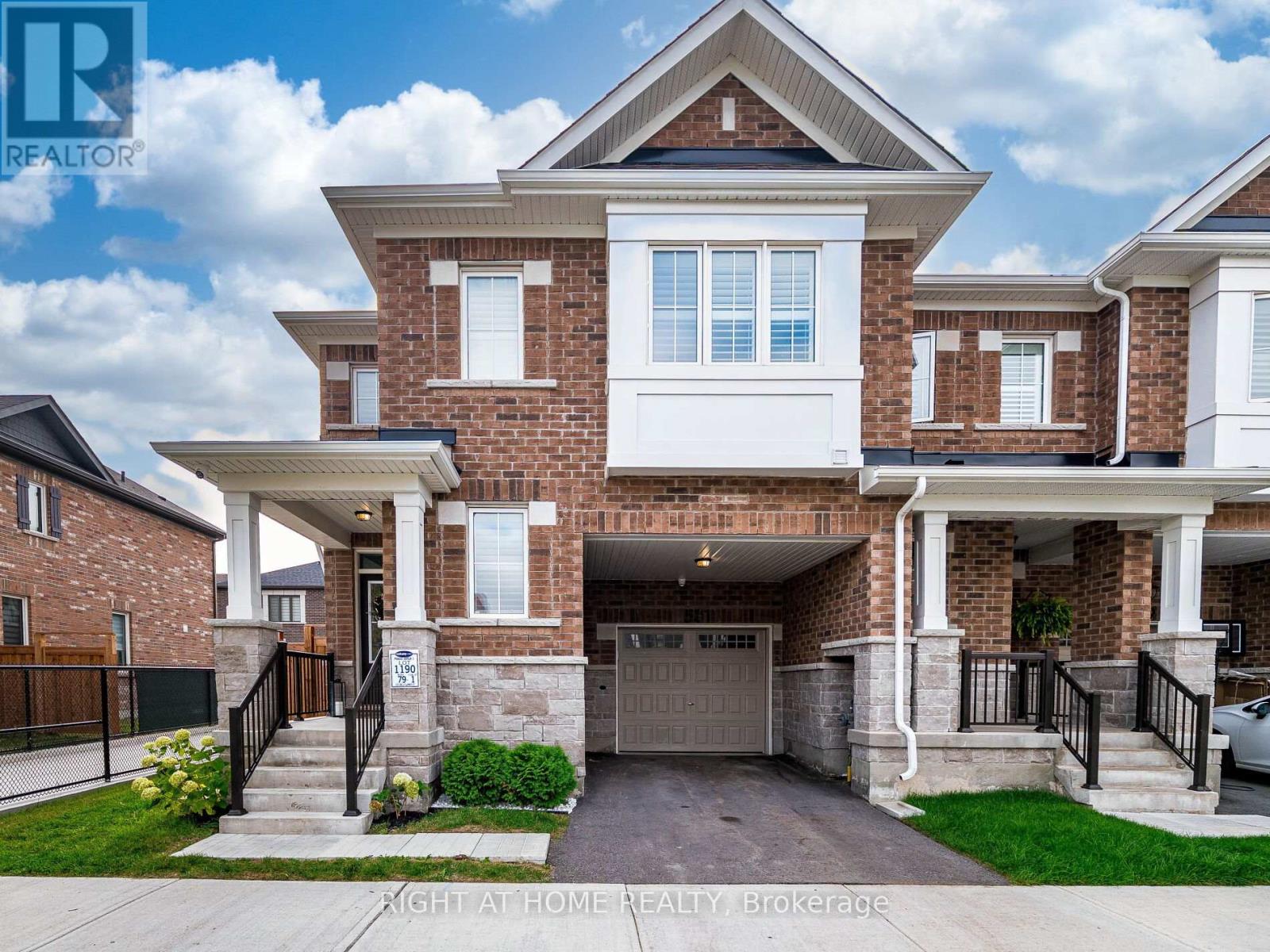 531 Bellflower Ct, Milton Walker, ON L9E 1W5