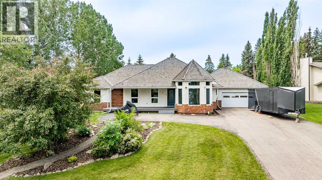 2 Grand Ave, Norglenwold, AB T4S 1S5