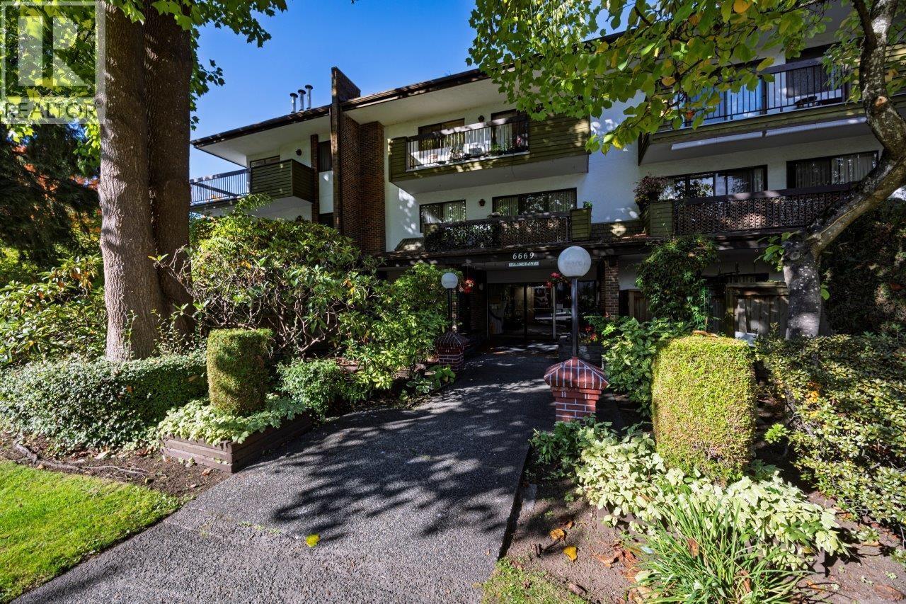 6669 Telford Avenue Unit 213, Burnaby, BC V5H 4A1