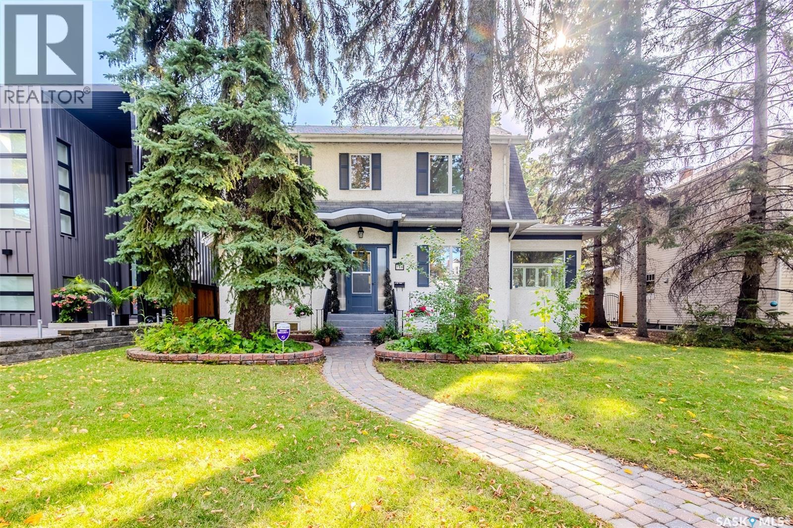 710 University Dr, Saskatoon, SK S7N 0J4